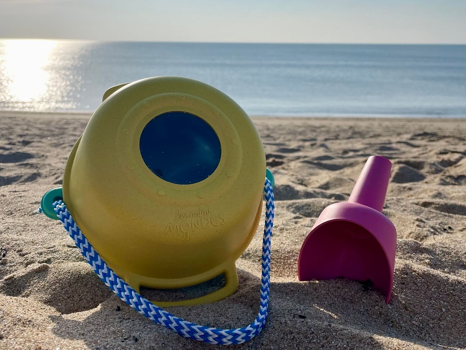 Le kit de jouets de plage écoresponsable - Les Mini Mondes