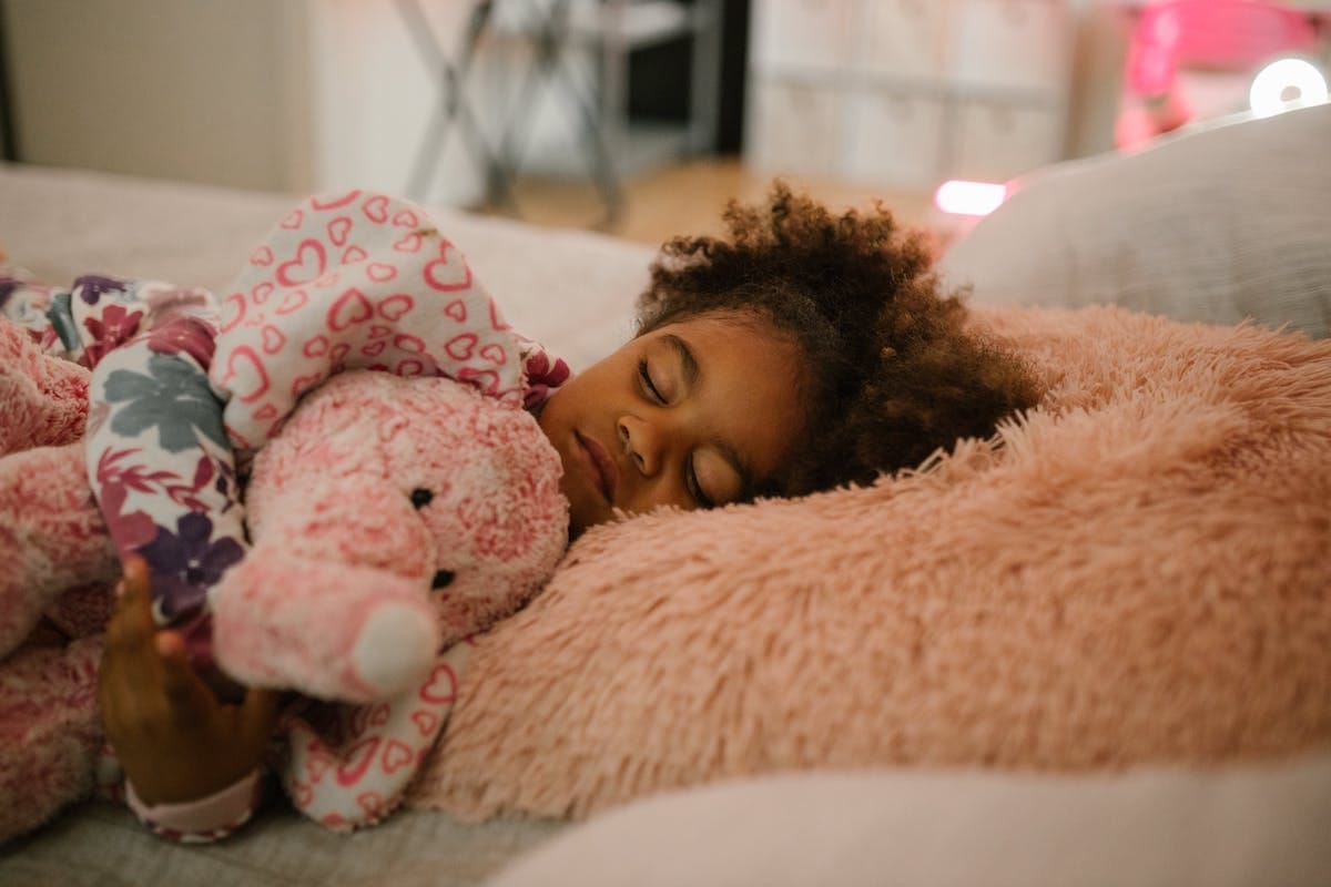 Histoires Audio Pour Dormir : Quels Bienfaits pour mon Enfant ?